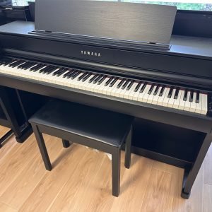 Yamaha CLP-845