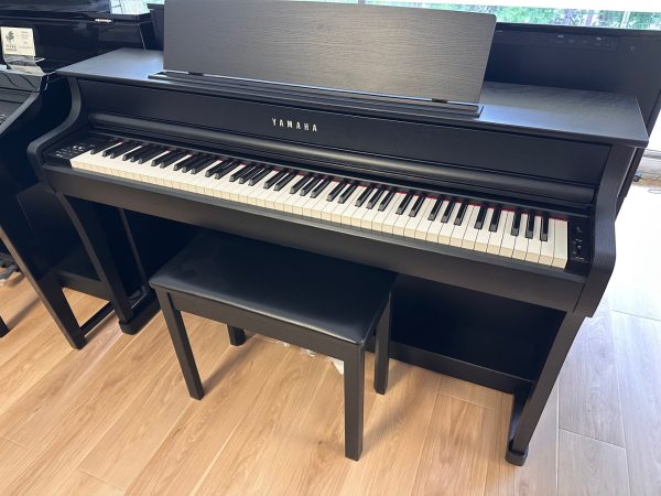 Yamaha CLP-845